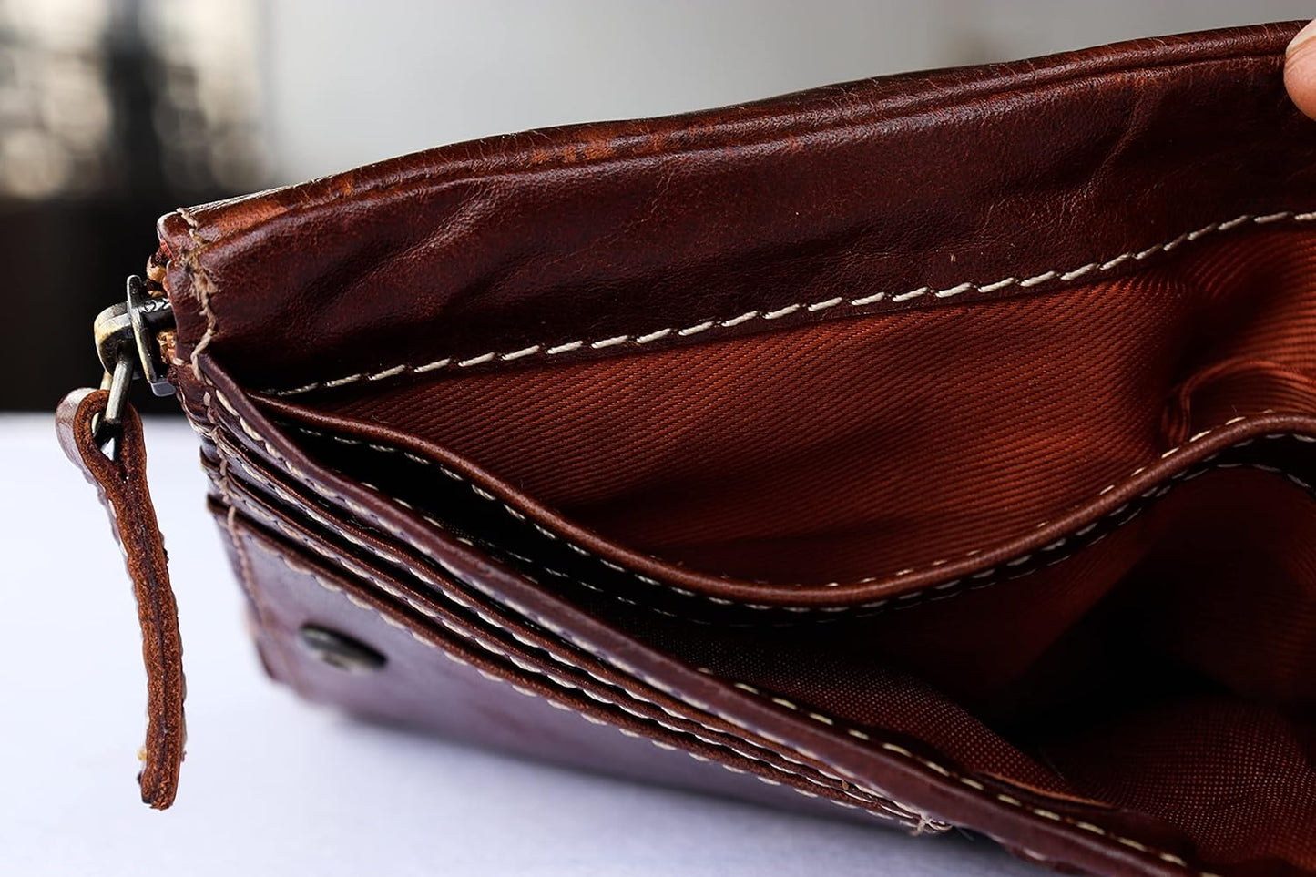 THE ROYAL WAY Italian Brown Leather Men's RFID Blocking Wallet